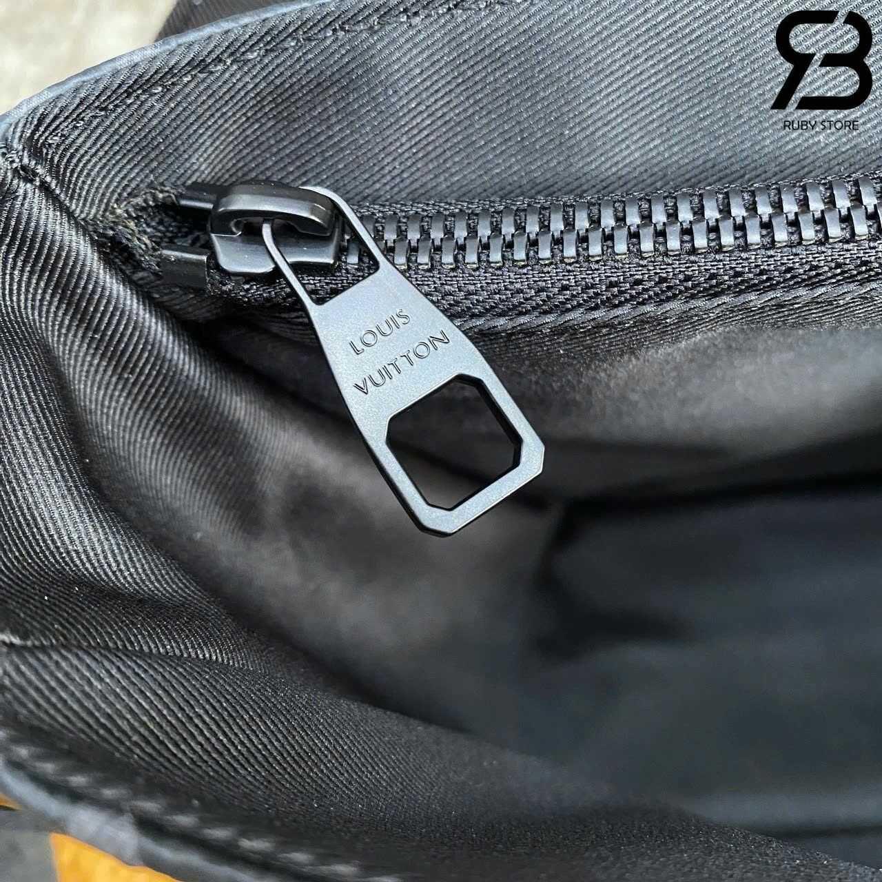 túi LV Montsouris Messenger M46685 Monogram Eclipse