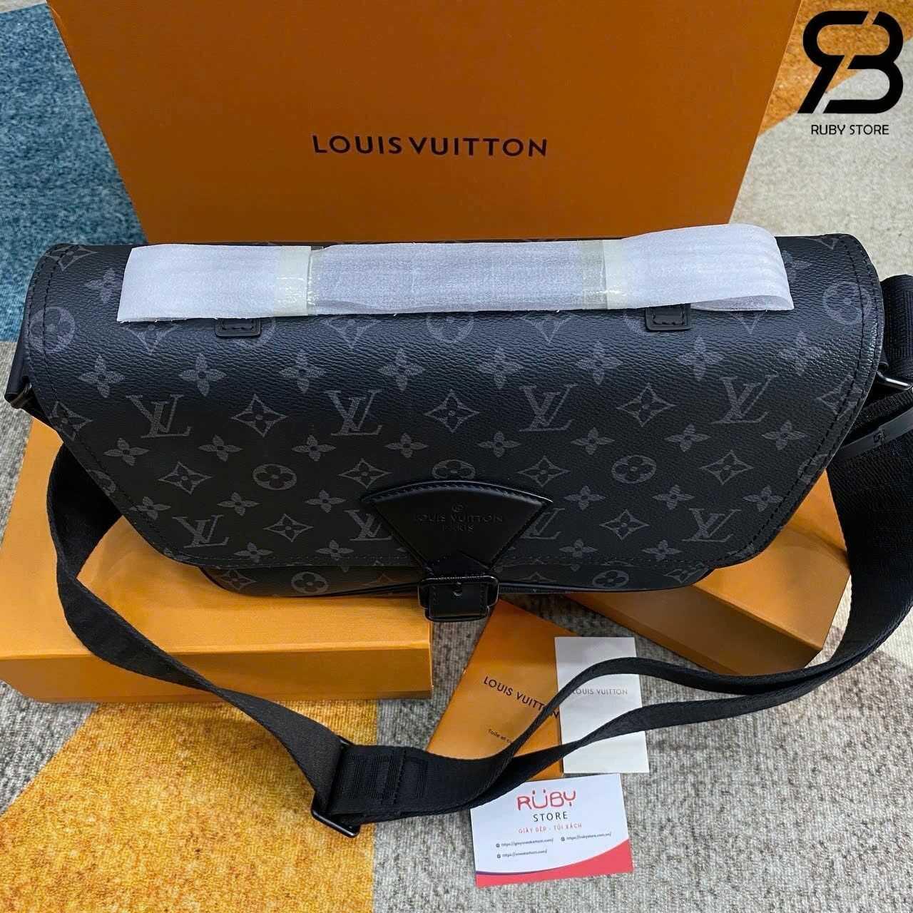 túi LV Montsouris Messenger M46685 Monogram Eclipse