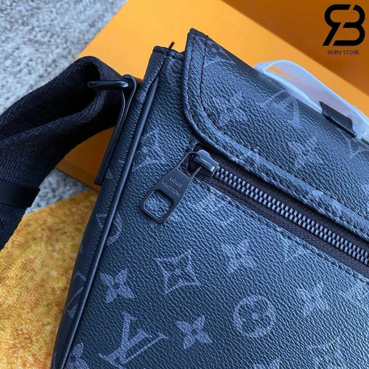 túi LV Montsouris Messenger M46685 Monogram Eclipse