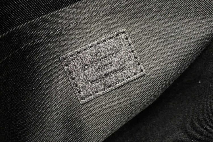 túi LV Pochette To-Go M81570 Monogram Shadow đen