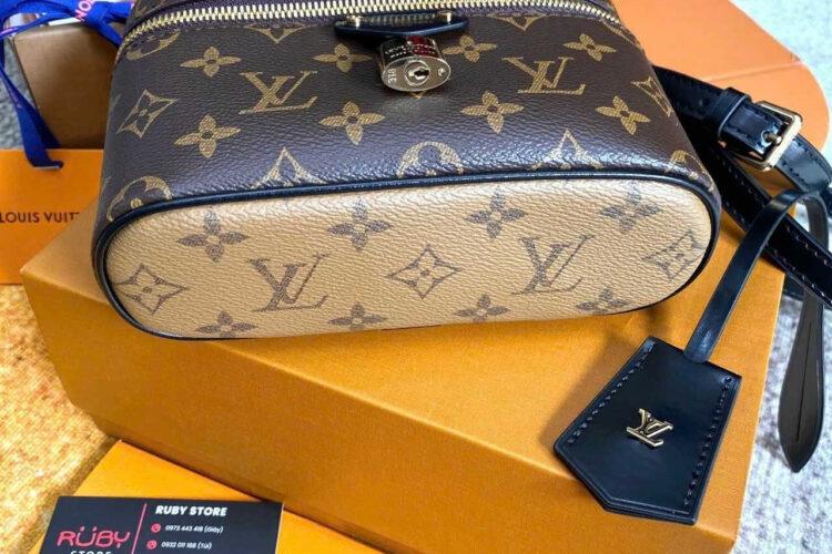 túi LV Vanity Chain Pouch M47125 Monogram