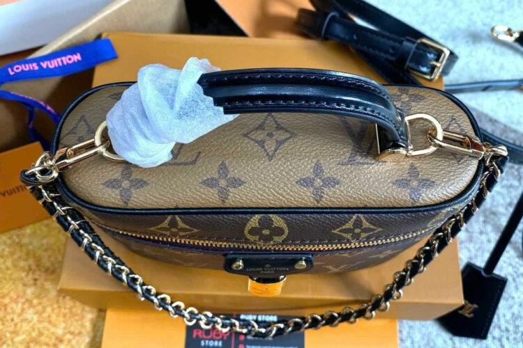 túi LV Vanity Chain Pouch M47125 Monogram