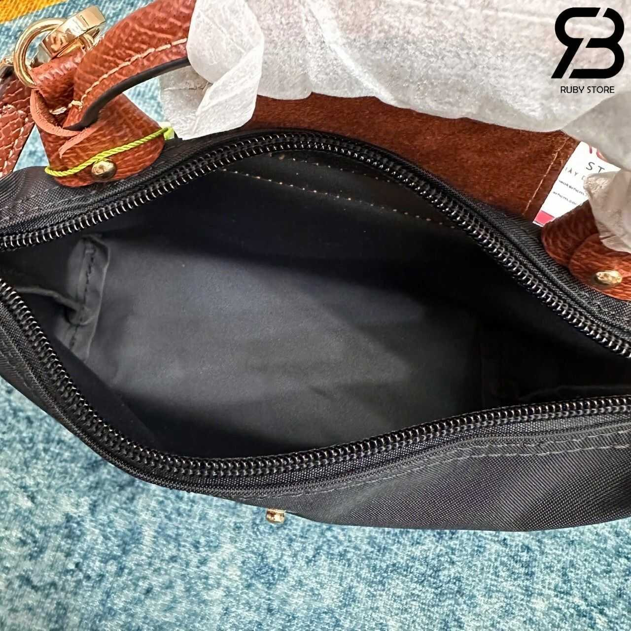 túi Longchamp Le Pliage Xtra XS Pouch Black Canvas Cognac Leather đen