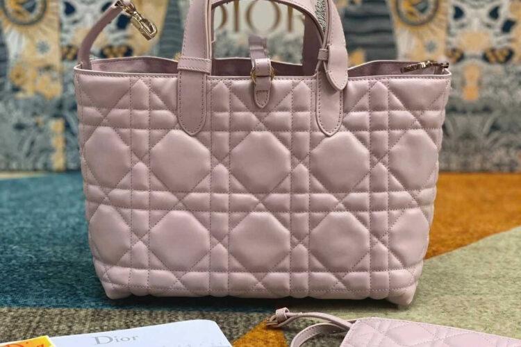 túi Medium Dior Toujour Bag Pale Pink Calfskin hồng