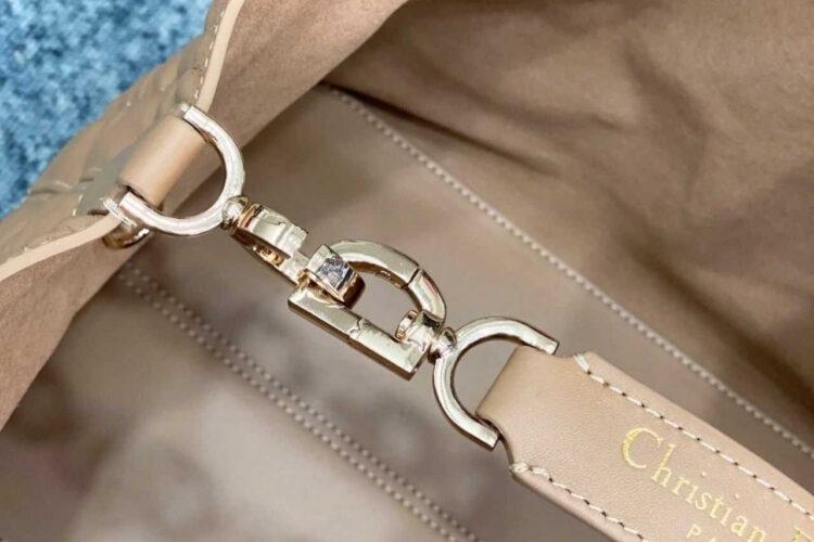 túi Medium Dior Toujour Bag Tan Brown Calfskin nâu