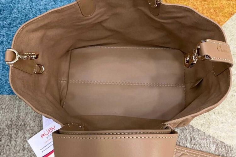 túi Medium Dior Toujour Bag Tan Brown Calfskin nâu