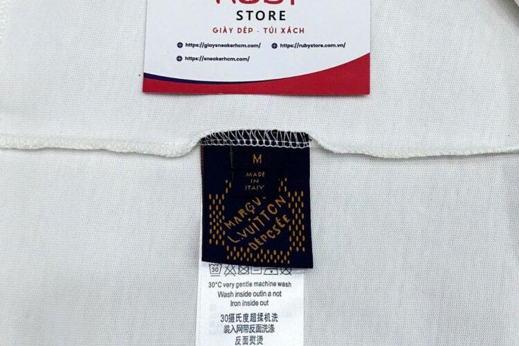 Áo Thun LV Embellished Graphic Cotton T-Shirt Vers United Since 1854