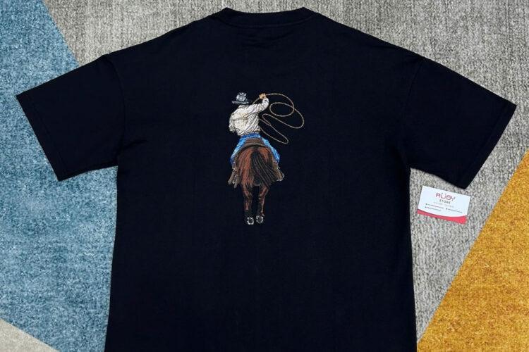 Áo Thun LV Graphic Embroidered Cowboy Cotton T-Shirt Black đen