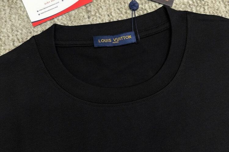 Áo Thun LV Graphic Embroidered Cowboy Cotton T-Shirt Black đen