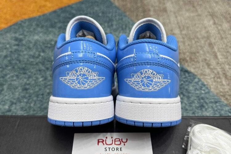 Giày Air Jordan 1 Low SE White Legend Blue Trắng Xanh Bóng