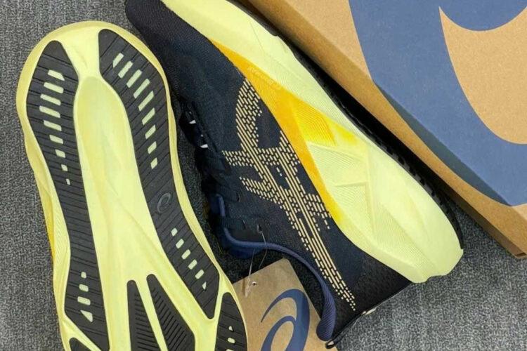 Giày Asics Novablast 5 Indigo Blue Amber Xanh Vàng