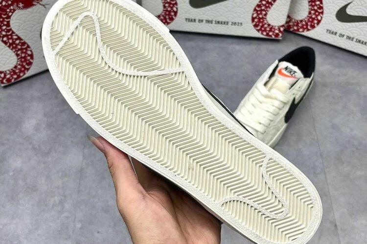 Giày Blazer Low 77 Jumbo Year of The Snake Black Custom Trắng Đen