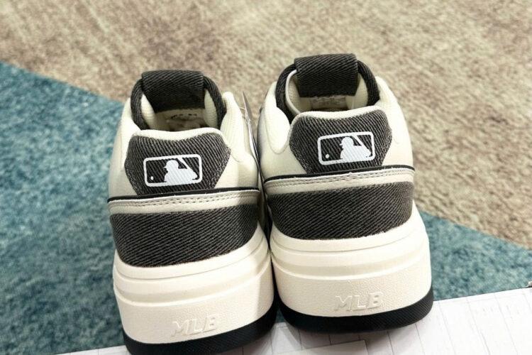 Giày MLB Chunky Liner Denim Pocket NY Màu Trắng đen