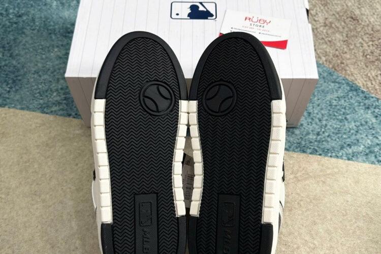 Giày MLB Chunky Liner Denim Pocket NY Màu Trắng đen