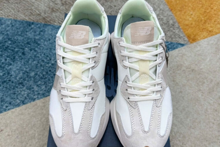 Giày New Balance 327 Linen With Sea Salt Màu Kem