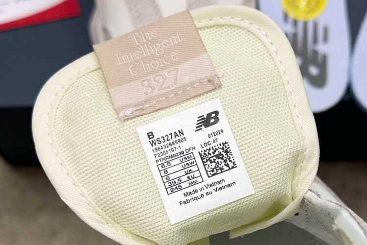 Giày New Balance 327 Linen With Sea Salt Màu Kem