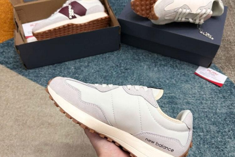 Giày New Balance 327 Moonbeam with Classic Burgundy Xám đỏ
