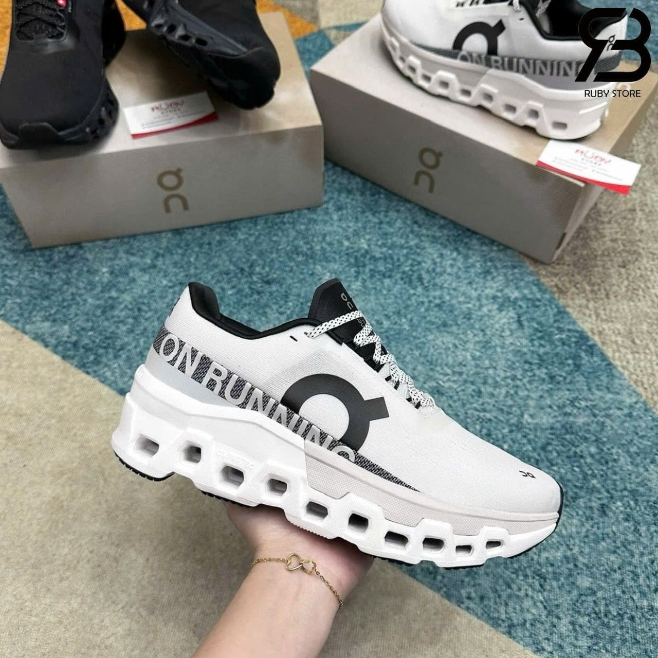 Giày On Running Cloudmonster 2 White Black Trắng đen