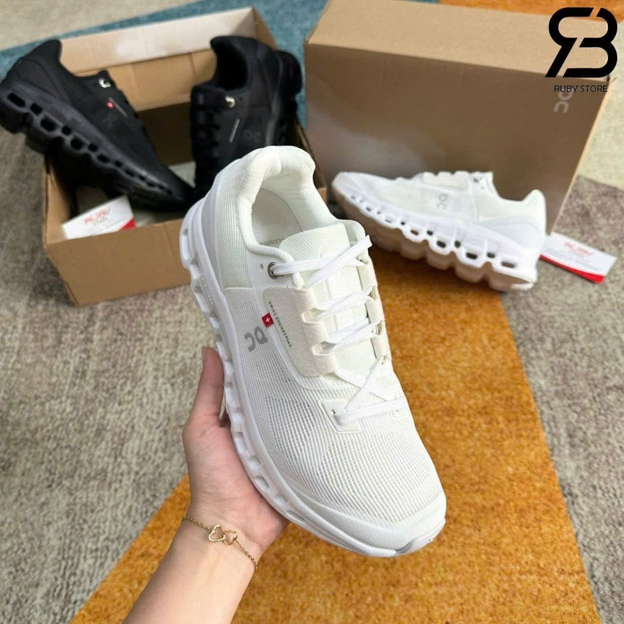 Giày On Running Cloudstratus 2 White Màu Trắng