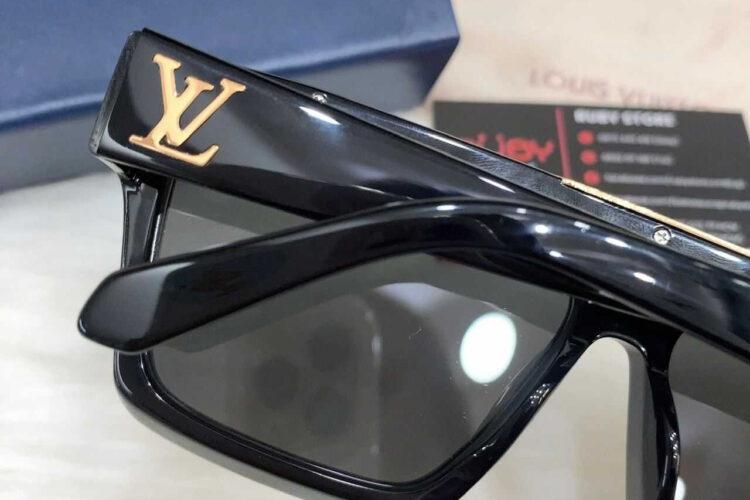 Mắt Kính LV 1.1 Evidence Sunglasses Black GHW Màu Đen