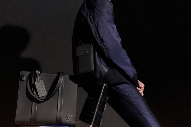 Túi LV Aerogram Tote Black M57308 Màu đen
