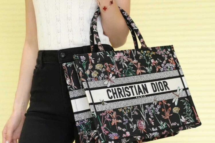 Túi Medium Dior Book Tote Black Multicolor Herbarium Floral