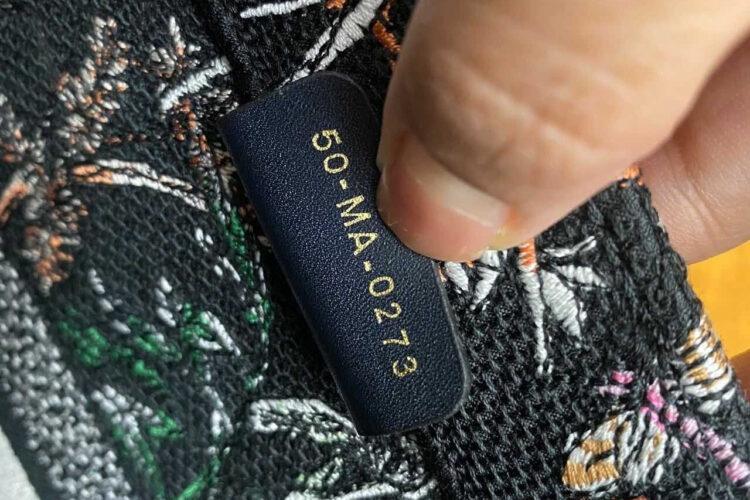 Túi Medium Dior Book Tote Black Multicolor Herbarium Floral
