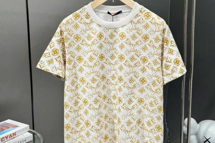 Áo Thun LV Beige Monogram T-Shirt Màu Be