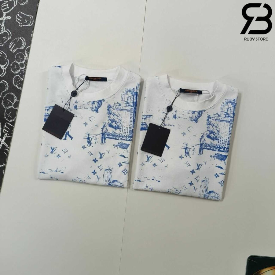 Áo Thun LV Printed Cotton Pique T-Shirt Monogram City Walk Trắng Xanh Dương