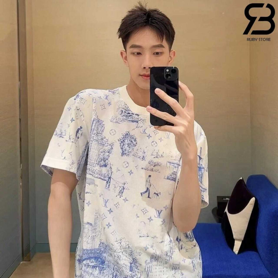 Áo Thun LV Printed Cotton Pique T-Shirt Monogram City Walk Trắng Xanh Dương