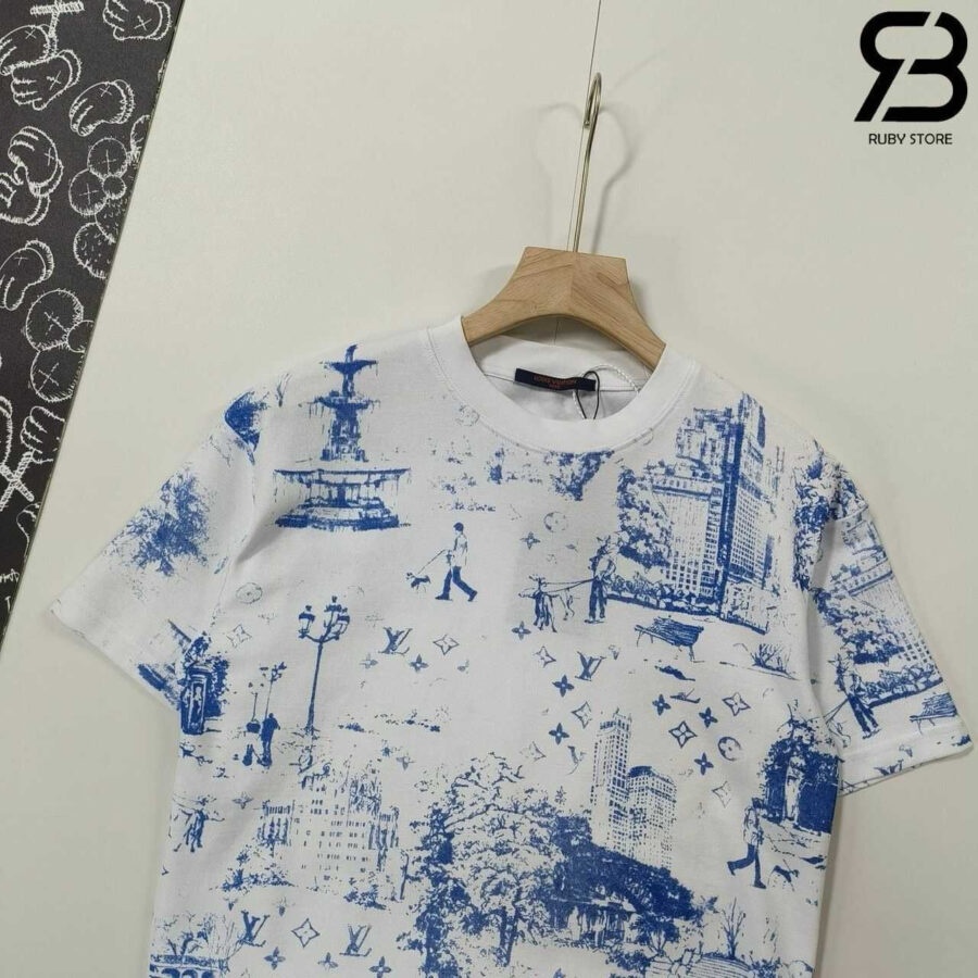 Áo Thun LV Printed Cotton Pique T-Shirt Monogram City Walk Trắng Xanh Dương