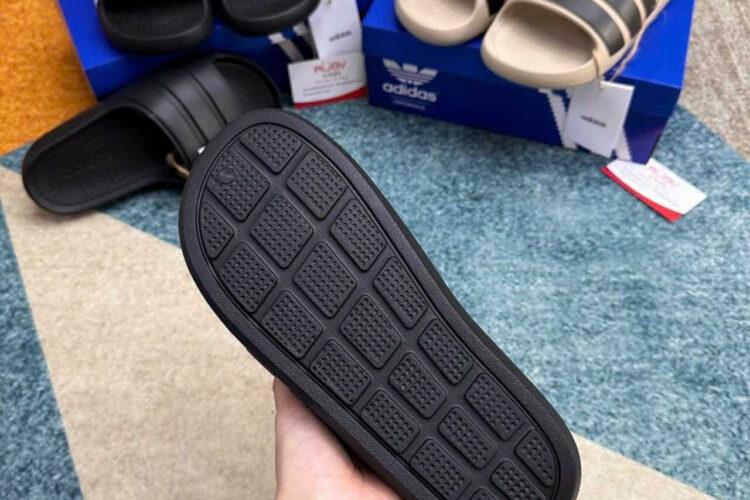 Dép Adidas Adilette Flow Black Màu Đen