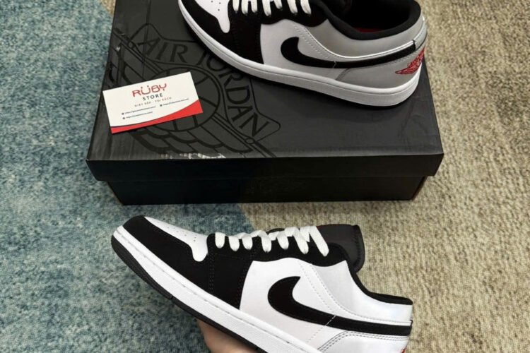 Giày Air Jordan 1 Low Black Matte Silver đen trắng bạc