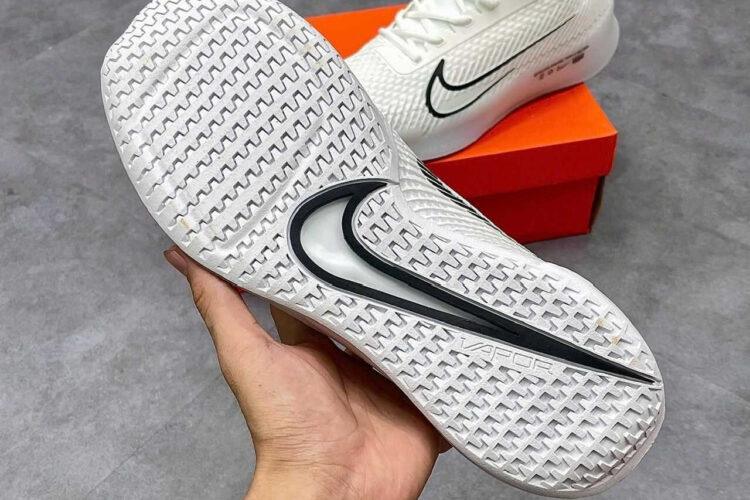 Giày Nike Court Air Zoom Vapor 11 HC White Black Trắng đen