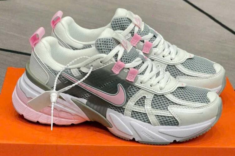 Giày Nike V2K Run Light Pumice Pink Foam Kem Xám Hồng