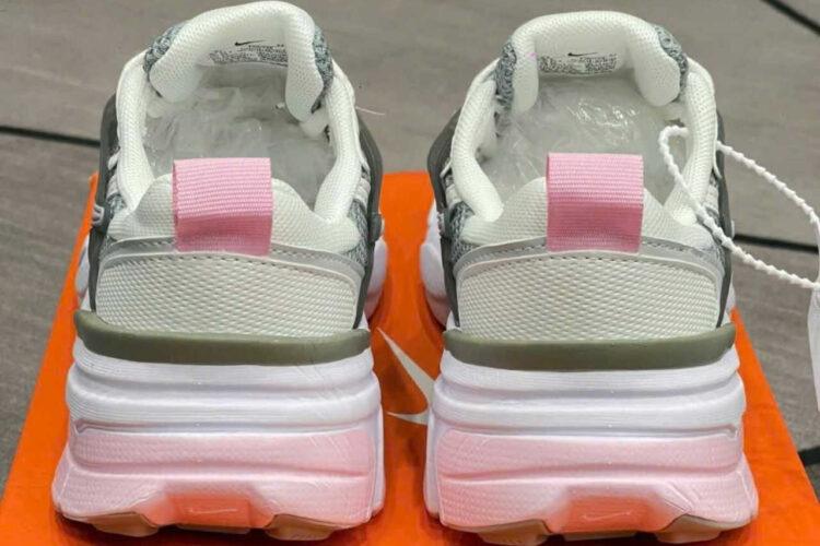 Giày Nike V2K Run Light Pumice Pink Foam Kem Xám Hồng