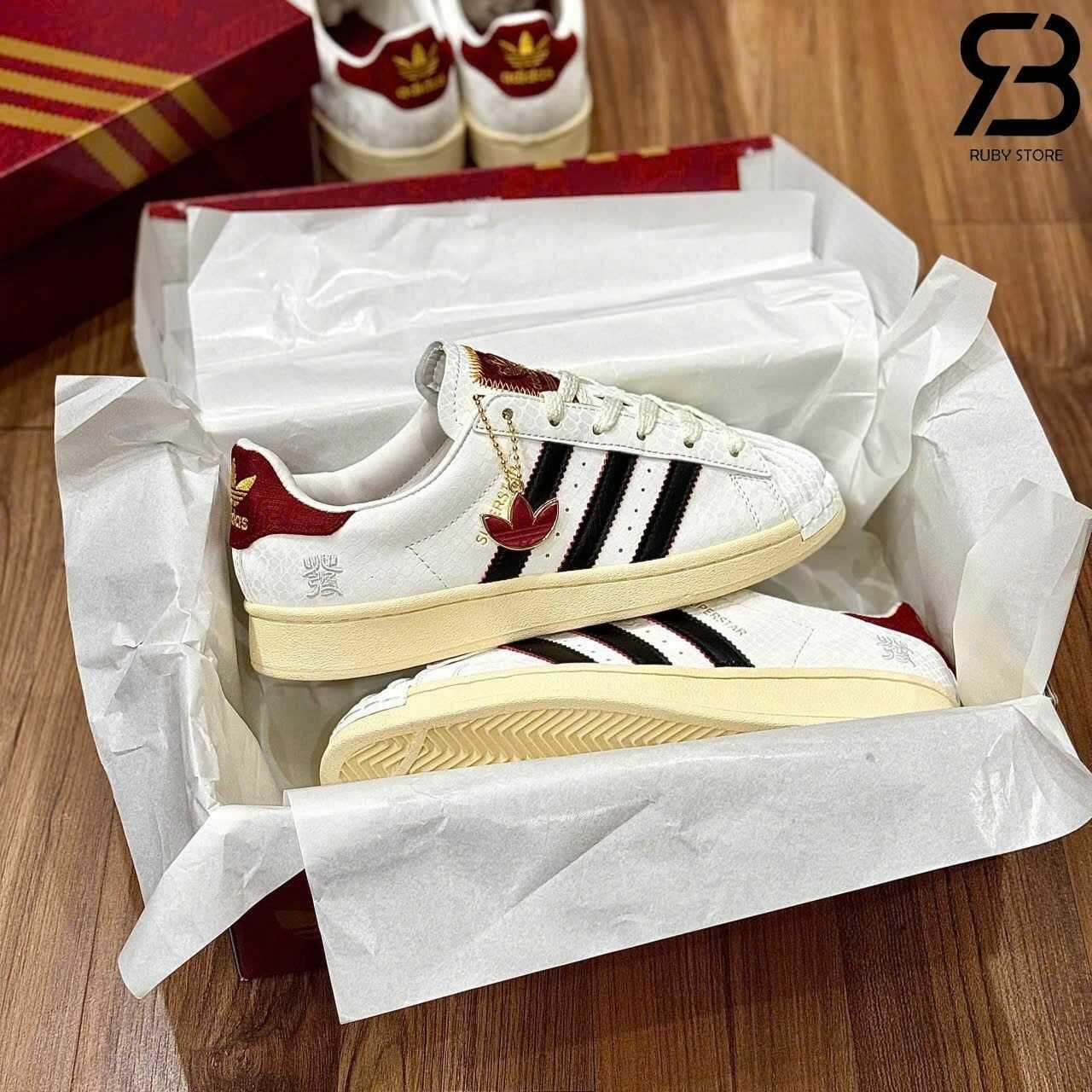 Giày adidas Superstar II Year of the Snake White Red Trắng Đỏ