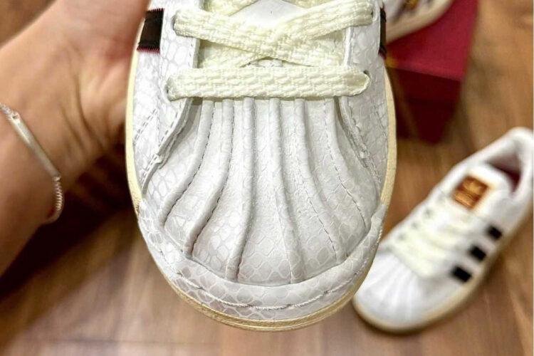 Giày adidas Superstar II Year of the Snake White Red Trắng Đỏ