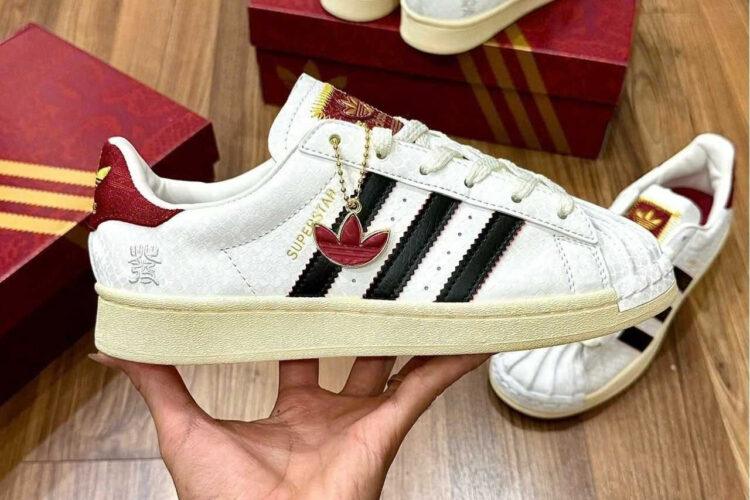 Giày adidas Superstar II Year of the Snake White Red Trắng Đỏ