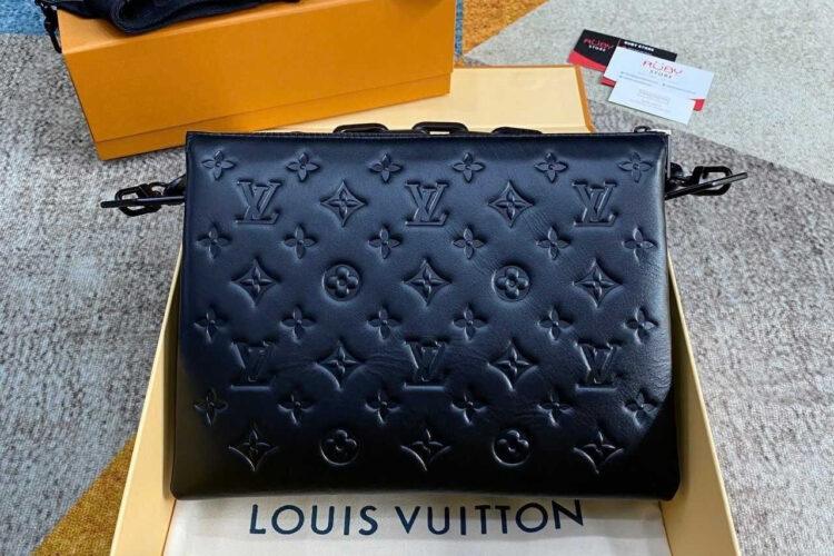Túi LV Coussin PM M11370 So Black Lambskin Màu Đen