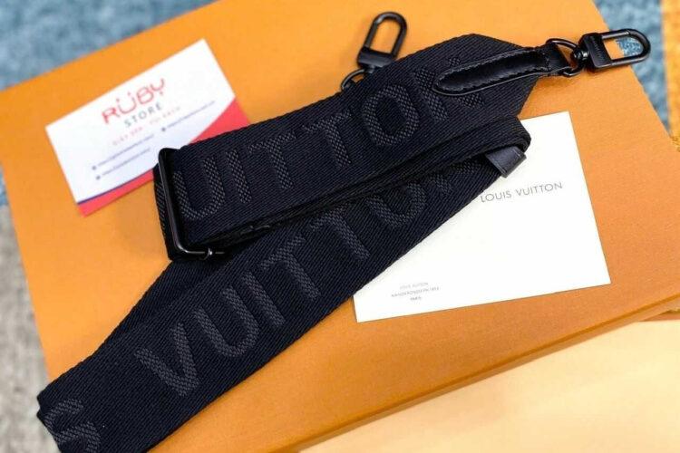 Túi LV Coussin PM M11370 So Black Lambskin Màu Đen