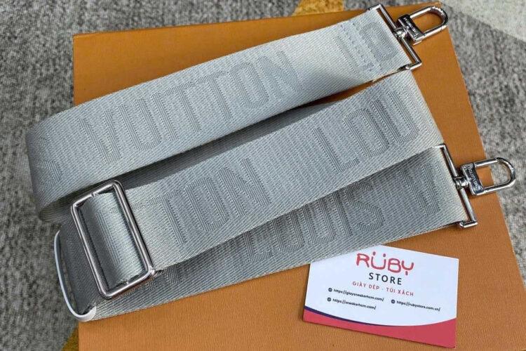 Túi LV S Lock Messenger M23152 Mineral Grey Taurillon Màu Xám