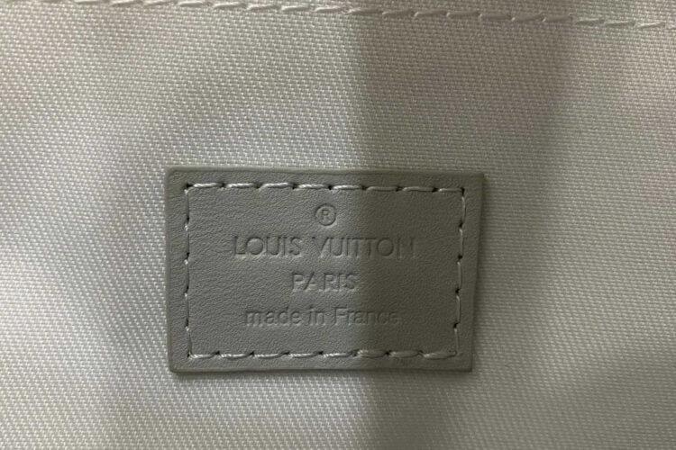 Túi LV S Lock Messenger M23152 Mineral Grey Taurillon Màu Xám