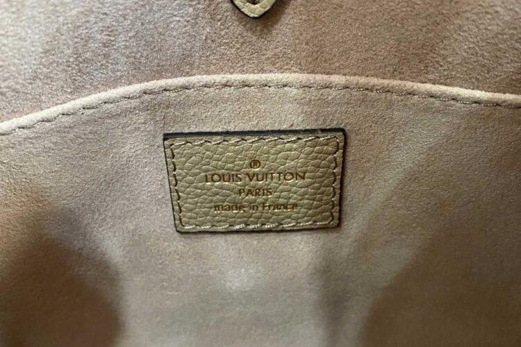 túi LV OnTheGo BB M47054 Dove Cream Monogram Empreinte nâu kem