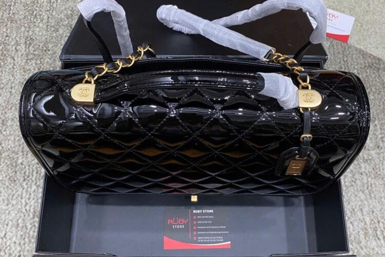 Ba Lô CN 22FW Large Backpack Màu đen Bóng Da Bê GHW 31.5CM