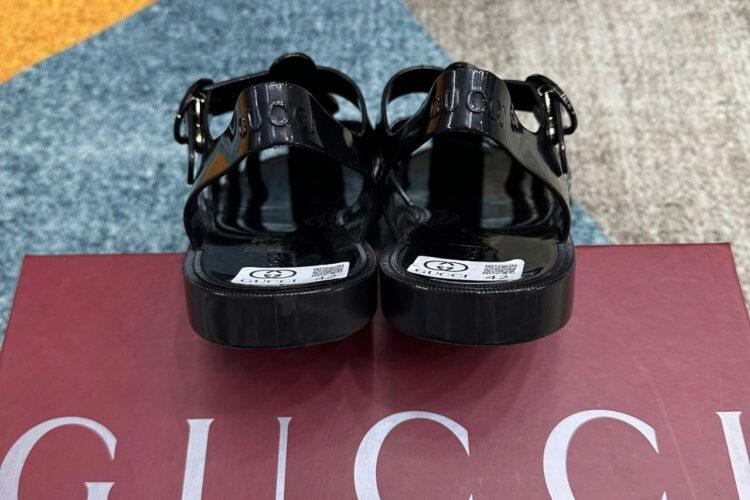 Dép Rọ Gucci Rubber Buckle Strap Sandal đen Full