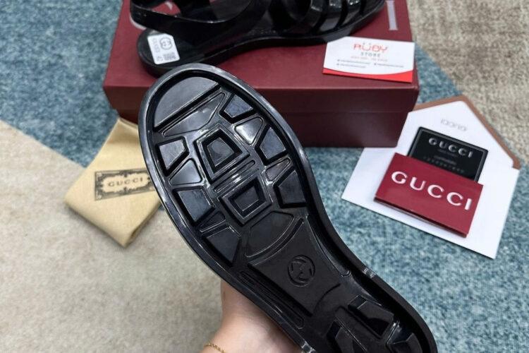 Dép Rọ Gucci Rubber Buckle Strap Sandal đen Full
