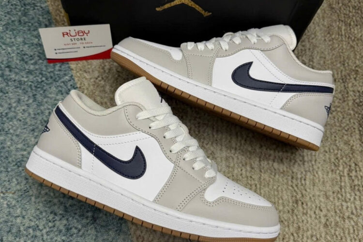 Giày Air Jordan 1 Low Georgetown Màu Xám Trắng Xanh