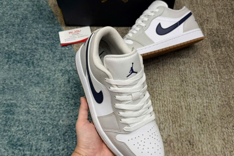 Giày Air Jordan 1 Low Georgetown Màu Xám Trắng Xanh
