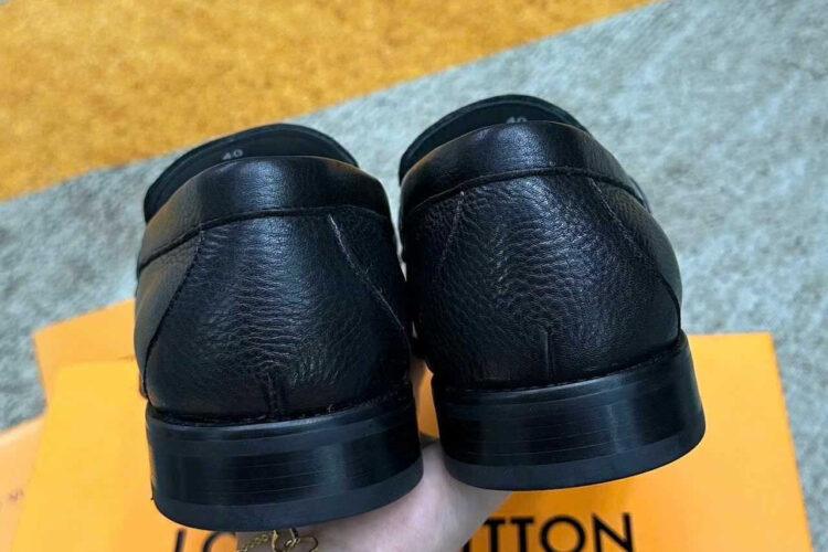 Giày Lười LV Major Loafer Black Grained Calfskin SHW Màu đen